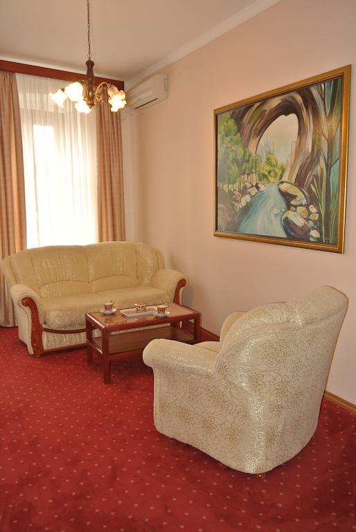 Garni Hotel Beograd Negotin Rum bild