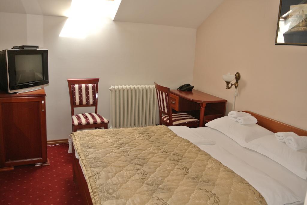 Garni Hotel Beograd Negotin Rum bild