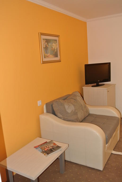 Garni Hotel Beograd Negotin Rum bild
